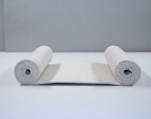 Bild 1: Einfache, kostengünstige Bücherstütze für Ausstellungen.