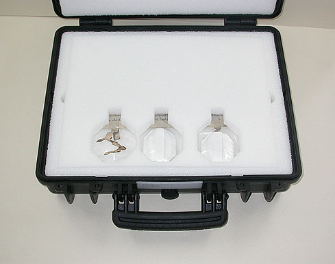 Bild 3: Auch der Deckel der Innenform ist dem Brief und den Siegeln angepasst.